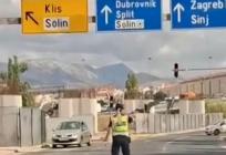 VIDEO: Ušao u suprotni smjer pred policajkom koja je regulirala promet
