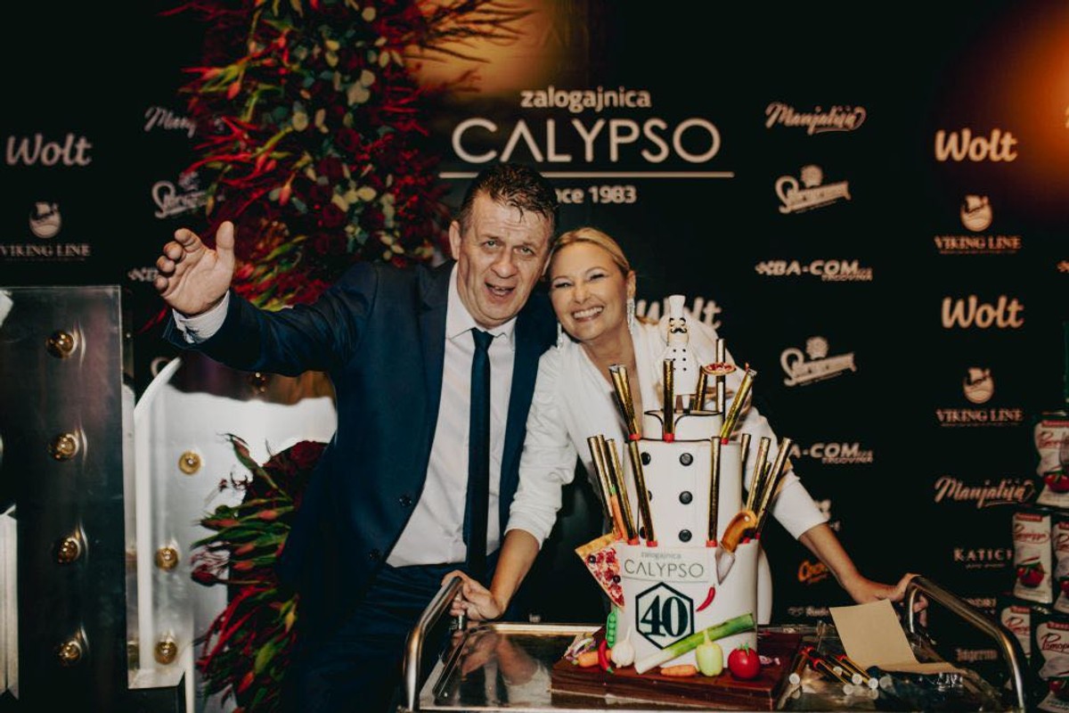 MJESEC DARIVANJA Dalmatinski portal & Calypso časte s čak 40 pizza!