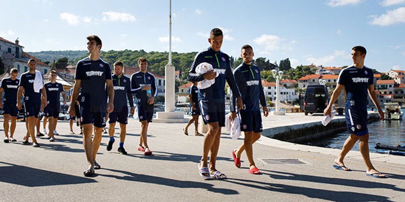 Momčad Hajduka se sutra iz Postira vraća na Poljud