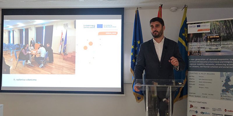 PRIJEVOZ NA ZAHTJEV Kombiji na poziv vozili tamo gdje autobusne linije ne postoje