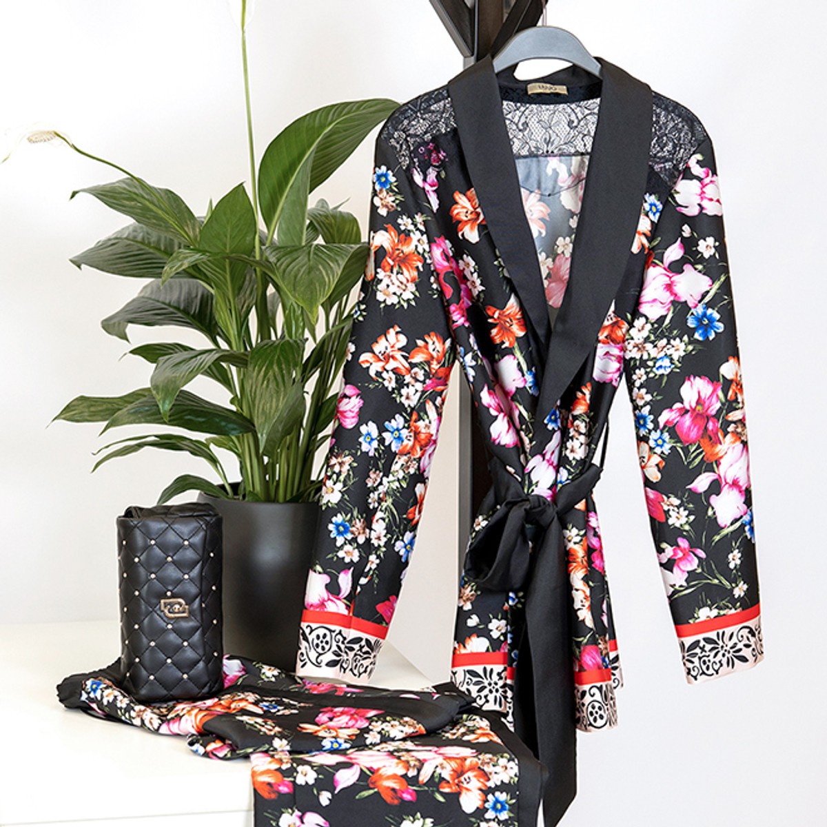 JOKER FASHION PORTFOLIO Brand mjeseca - glamur i ženstvenost kao misija Liu Jo