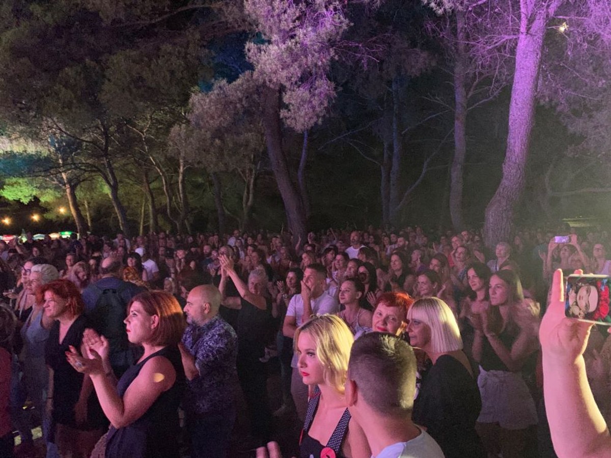 KRAJ Božo Vrećo rasprodao koncert u Splitu: Hvala vam za ovu prekrasnu večer