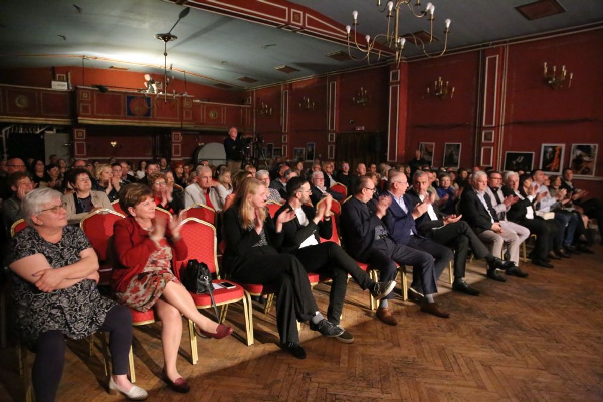 Dalmatinske večeri u Subotici | foto: HKC 'Bunjevačko kolo' i Dario Kosor