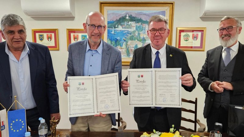 Najsjeverniji hrvatski grad i najjužnija općina i službeno ispisali novo prijateljstvo