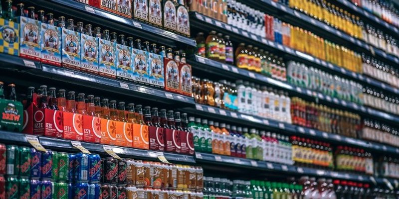 U Splitu od večeras zabrana prodaje alkohola nakon 21 sat