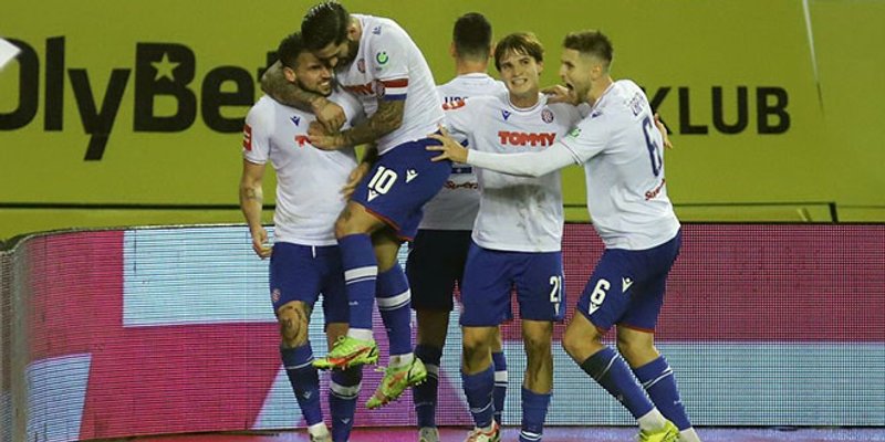 KOMENTAR UTAKMICE: Sve nam ide na ruku, a Karoglan je jednim potezom potvrdio koliko je pametan trener