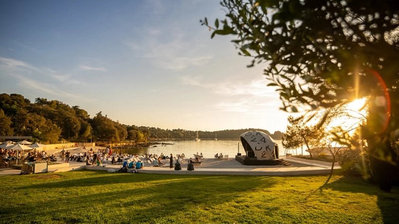 Tko postavlja pravila igre u komunikacijskoj industriji? Paneli Dana komunikacija propituju odgovornost, utjecaj i povjerenje