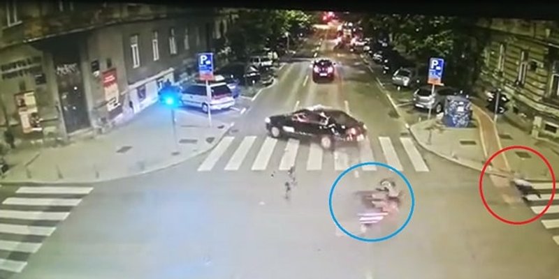 UZNEMIRUJUĆA SNIMKA Strahoviti sudar motocikla i auta