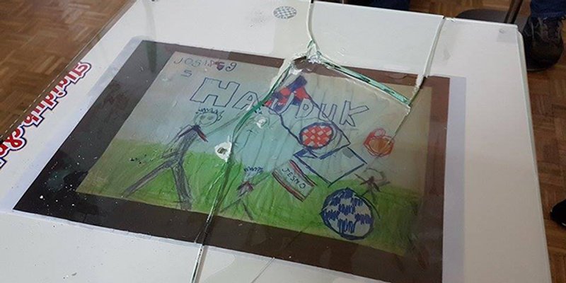 BBB-ovci s palicama upali u prostorije DPH Zagreb!