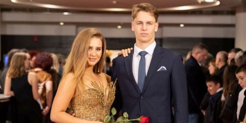 FOTO/VIDEO Maturalna večer V. gimnazije 'Vladimir Nazor'