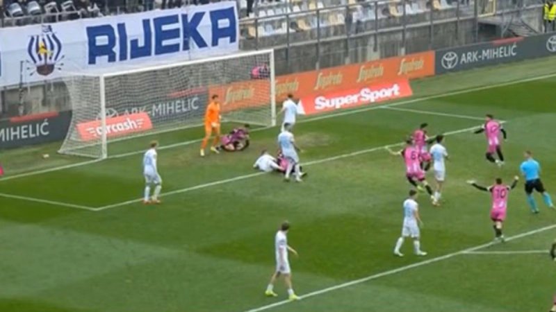LAYECOVA ANALIZA: Sudac je ispravno poništio gol, napadač je nogom ometao vrata Rijeke