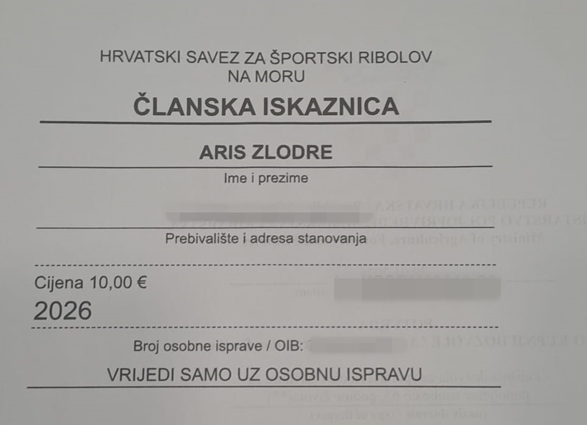 Splitski gradski vijećnik s podvodnom puškom na plaži: 'Nisam lovio niti ikoga ugrozio. Zašto je netko fotografirao djecu?'