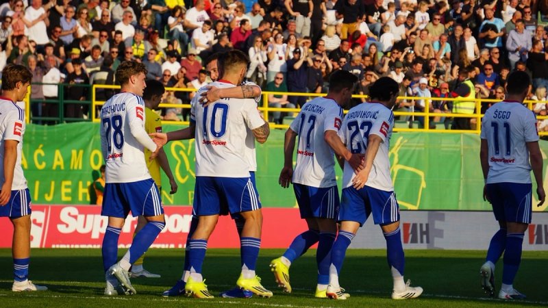 KRAJ: Hajduk slavio u Puli, dvije majstorije Marka Livaje!