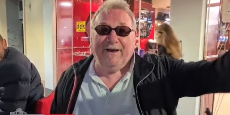 ŠEKS PONOVNO LJUBI Dane provodi u vikendici s tajanstvenom mladom crnkom