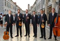 Klapa Kaše u nedjelju nastupa u Metkoviću
