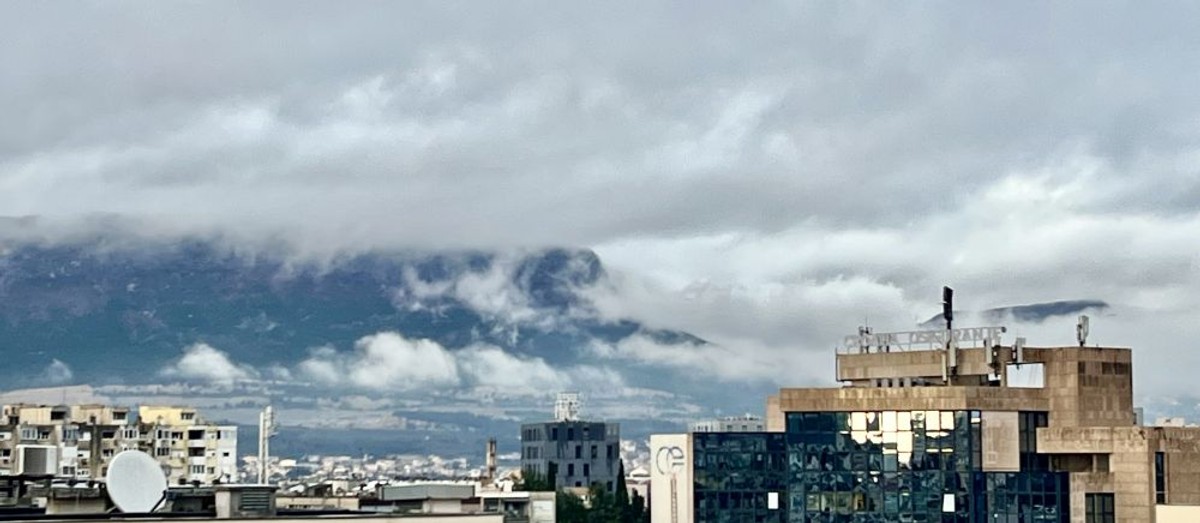 Oblaci nad Kaštelima | foto: Joško Šupić