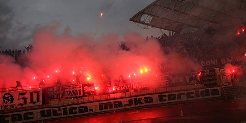 Hajduk kažnjen: Protiv Cibalije će biti zatvorena sjeverna tribina!