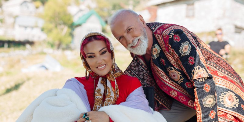 VIDEO Dino Merlin u 2021. ulazi pjesmom 'Dođi' i suradnjom sa Senidah