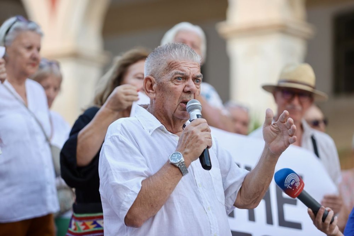 U emisiji 'Nedjeljom u 2' nazvan je herojem iz Vranjica, a nama je ispričao kako je sam stao pred kamione