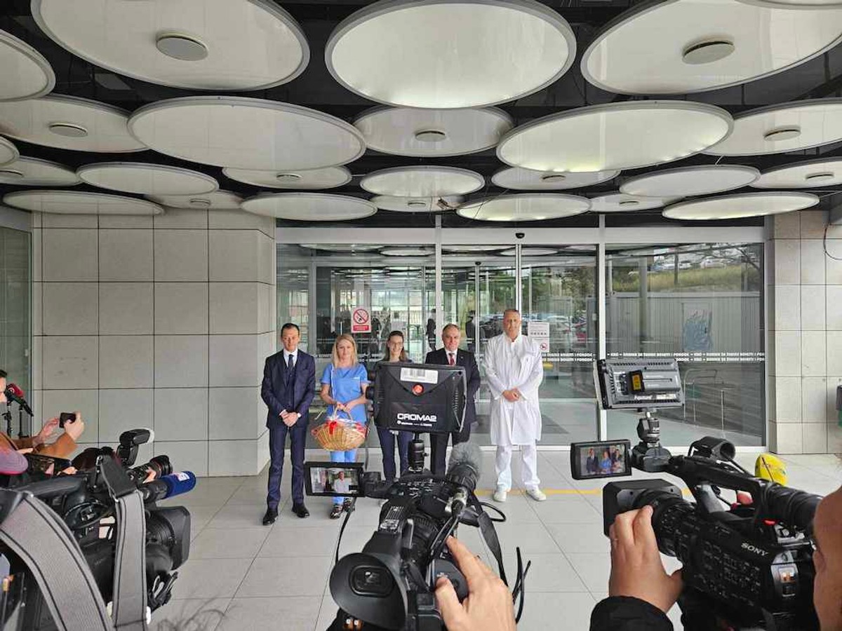 NOVOGODIŠNJE ČUDO: U splitskom KBC-u rođene dvije sestre blizanke, jedna 2023., a druga 2024. godine