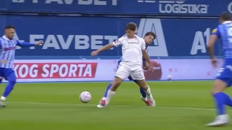 LAYECOVA ANALIZA: Poslušajte VAR komunikaciju kod kaznenog udarca za Hajduk
