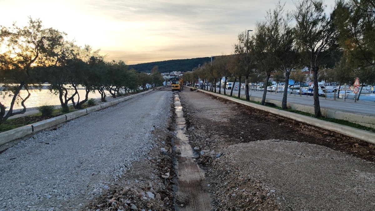 OPSEŽNI RADOVI U LUCI: 'Supetar će dobiti moderno prometno rješenje koje će smanjiti gužve'