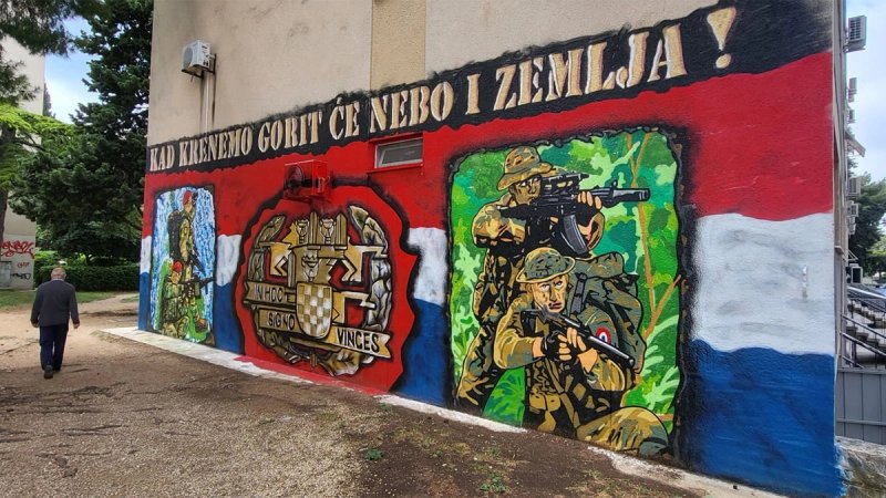 NOVI MURAL 'Kad krenemo, gorit će nebo i zemlja'