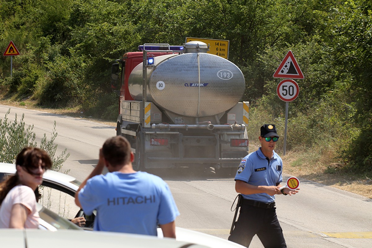 Kronologija jučerašnjeg dana: Pročitajte kuda se širio požar i kako je obranjen Split