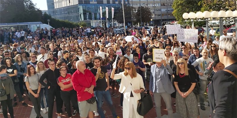 VIDEO Snažne poruke poslane iz Splita: 'Vrijeme je da pravosuđe preuzme odgovornost!'