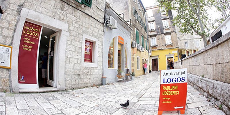 ANTIKVARIJAT LOGOS Povoljno do školskih udžbenika