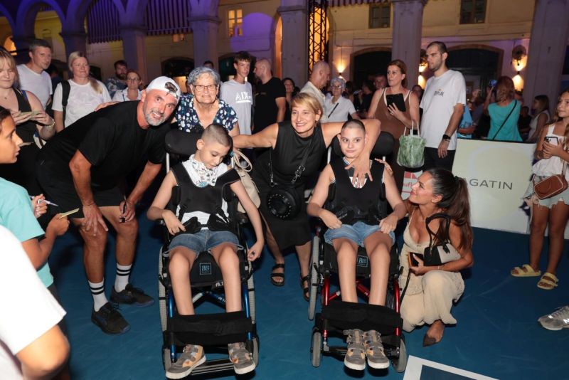 VIŠE OD SPEKTAKLA Ivaniševićev teniski kamp ujedinio sport i glazbu, a Prokurative pokazale veliko srce za Omiš