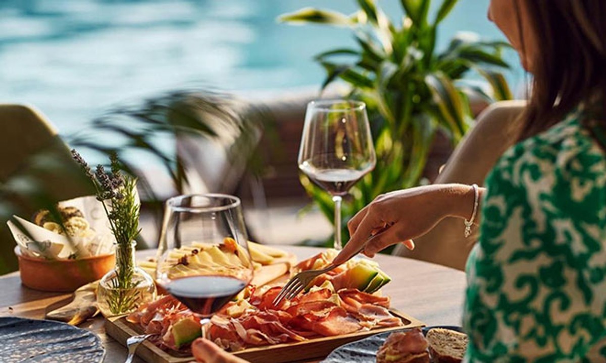 Pokloni još više dobrih vibracija uz savršen insajderski ljetni vodič