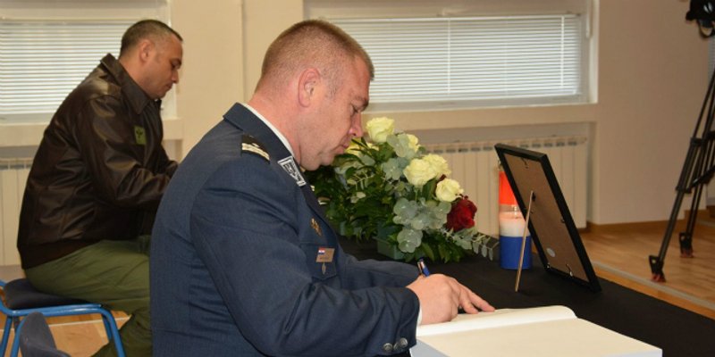 Knjige žalosti za poginule pilote u Zemuniku, pročitajte kako se od njih oprostio zapovjednik HRZ-a