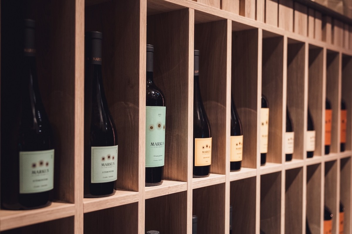 FOTO Vinarija Markus odradila je prvu berbu na Šolti: Kadrovi su impresivni