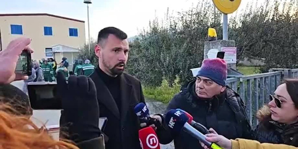 FOTO/VIDEO Prekinut štrajk u Čistoći! 