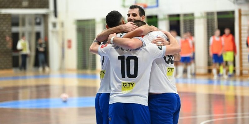 MNK Hajduk uvjerljivo slavio u derbiju kola i vratio se na vrh ljestvice