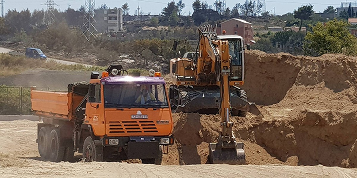 UŽIVO Na Mosoru visoko iznad Korešnice je još uvijek aktivan požar, uz vatrogasce je oko 500 vojnika