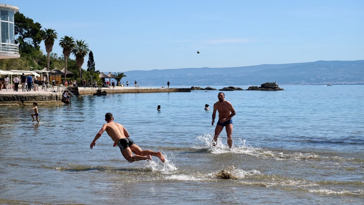FOTO/VIDEO Sve je danas baš onako kako triba bit