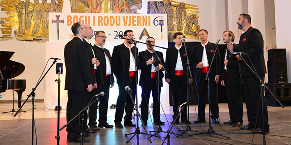 U STUTTGARTU ŽIVI JEDAN SOLIN Fra Zvonko Tolić: Misije su prva instanca ljudima koji dolaze u Njemačku