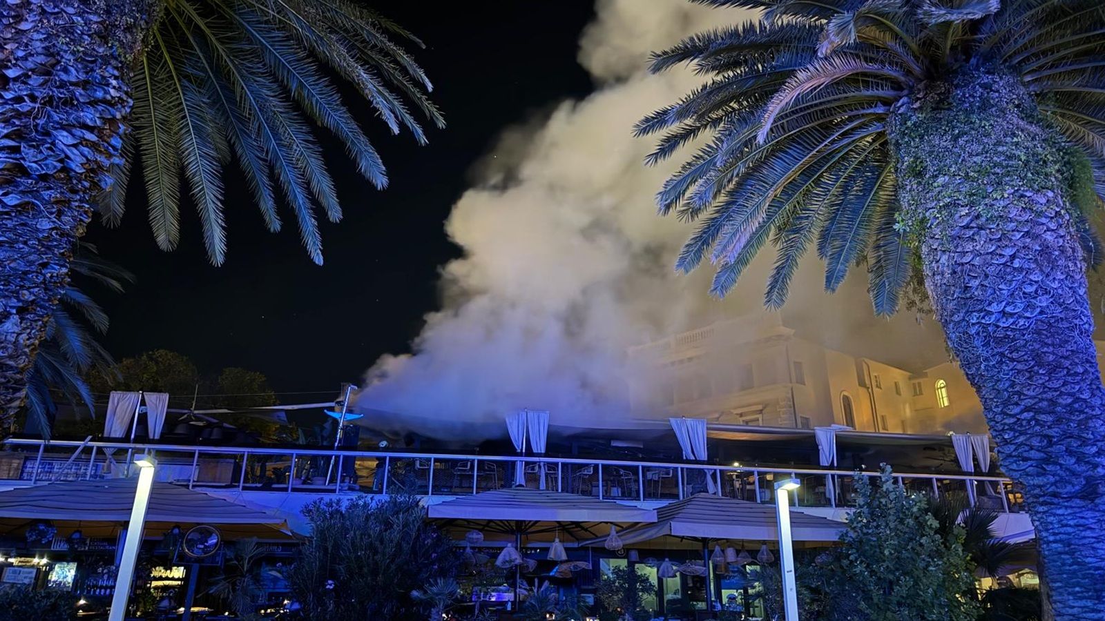 FOTO/VIDEO Planula kuhinja u restoranu, centar Splita u dimu