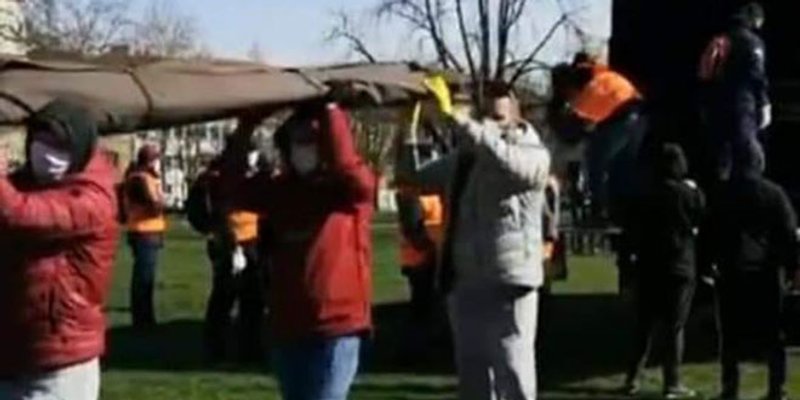 SVI ZA HRVATSKU: Torcida u Zagrebu pomagala nakon razornog potresa! 