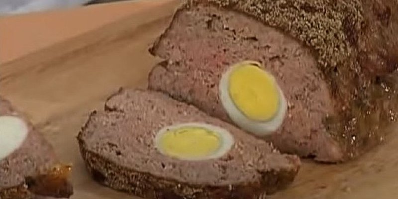 RECEPT Mesna štruca s jajima