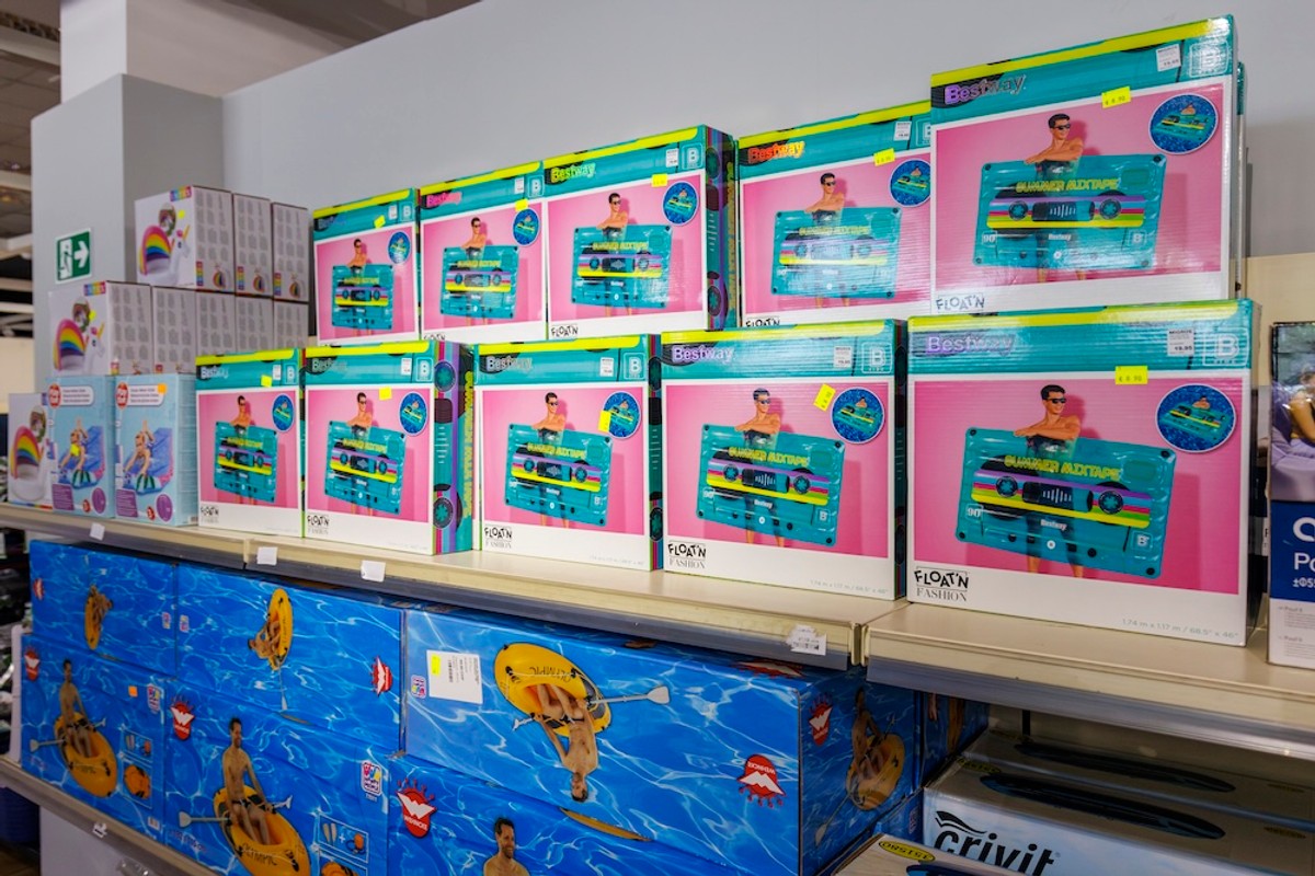 Kreće totalno ludilo u Kaštelima, poznati outlet šokirao niskim cijenama: Od danas imaju kućanske aparate, alat, bazene, jacuzzije...