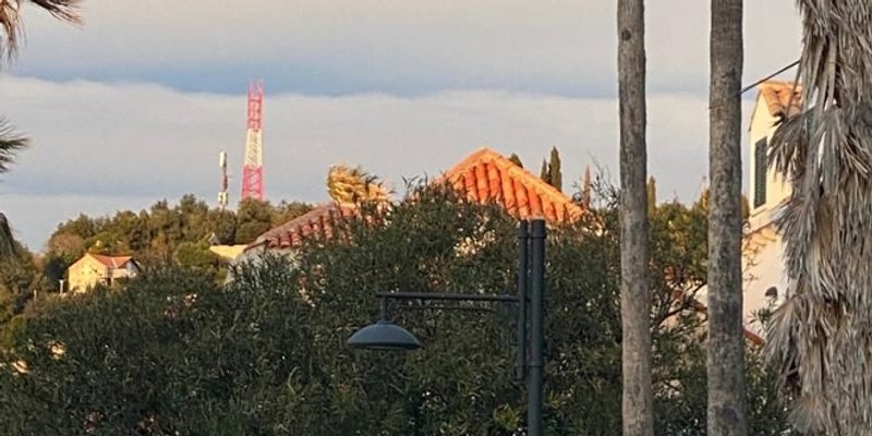 Stanovnici Lopuda prosvjeduju zbog odašiljača visokog 36 metara