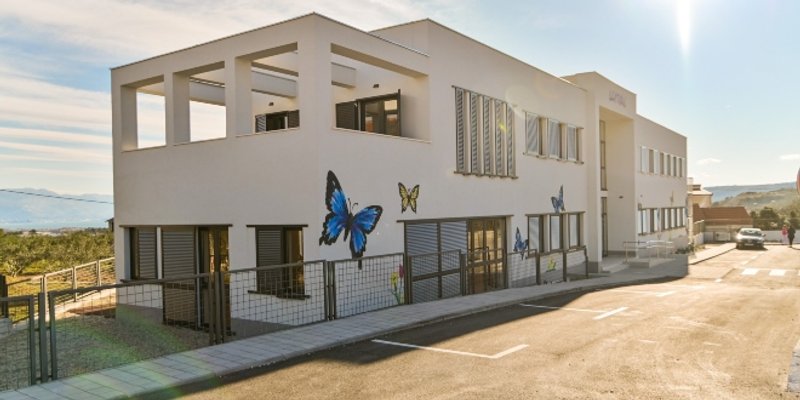 BILIĆ NAJAVLJUJE Stižu novi solari na javnim objektima 