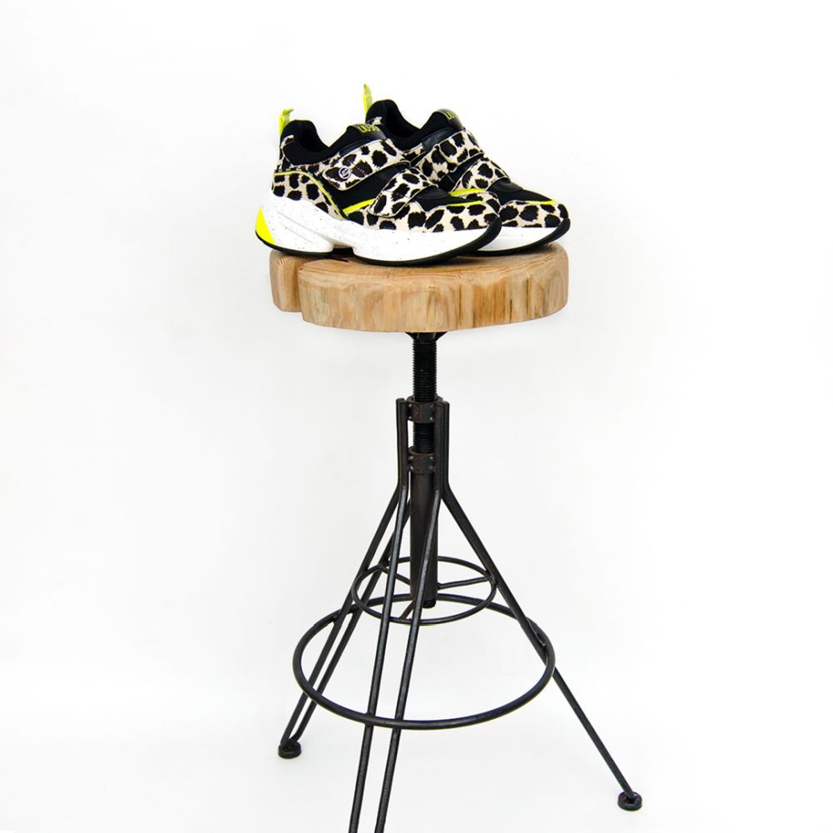 JOKER FASHION PORTFOLIO: Ugly tenisice - trend koji ostaje!