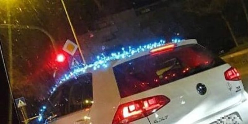 ADVENTSKO LUDILO: 'Božićni Golf' na splitskim ulicama