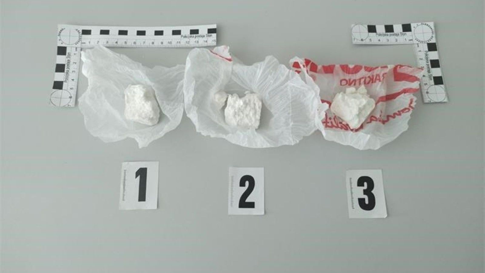 Pokušao prijeći granicu s hrpom droge, pronađeni mu marihuana, ecstasy i crystal meth