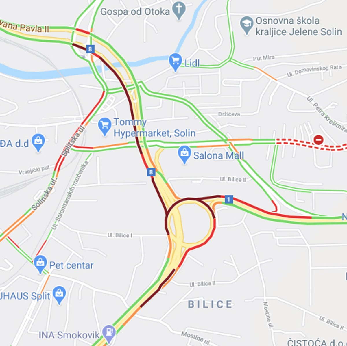 GUŽVA NA ULAZU U SPLIT 'Molimo građane da prilazeći punktu pripreme osobnu iskaznicu i propusnicu'