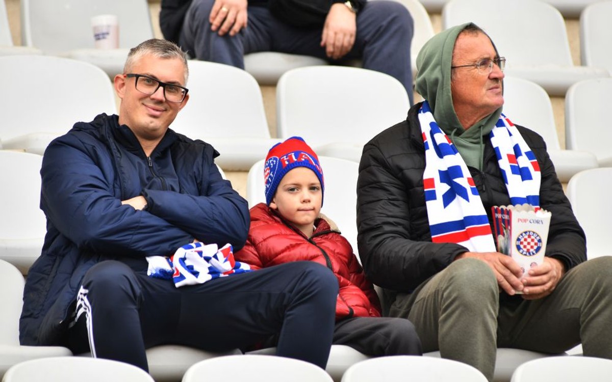 Hajduk - Osijek | foto: Joško Šupić